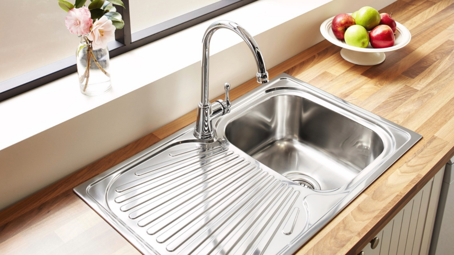 HOW TO CHOOSE THE BEST SINK FOR YOUR KITCHEN REMODEL