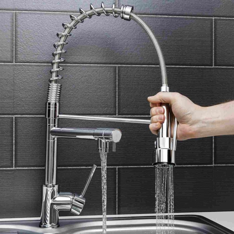 The Great Tap Debate: Why Pullout Taps Are Taking Over Kitchens!